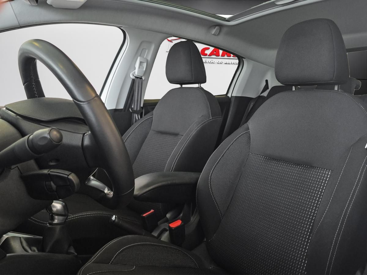 peugeot-208-2016-gasolina-1199cc
