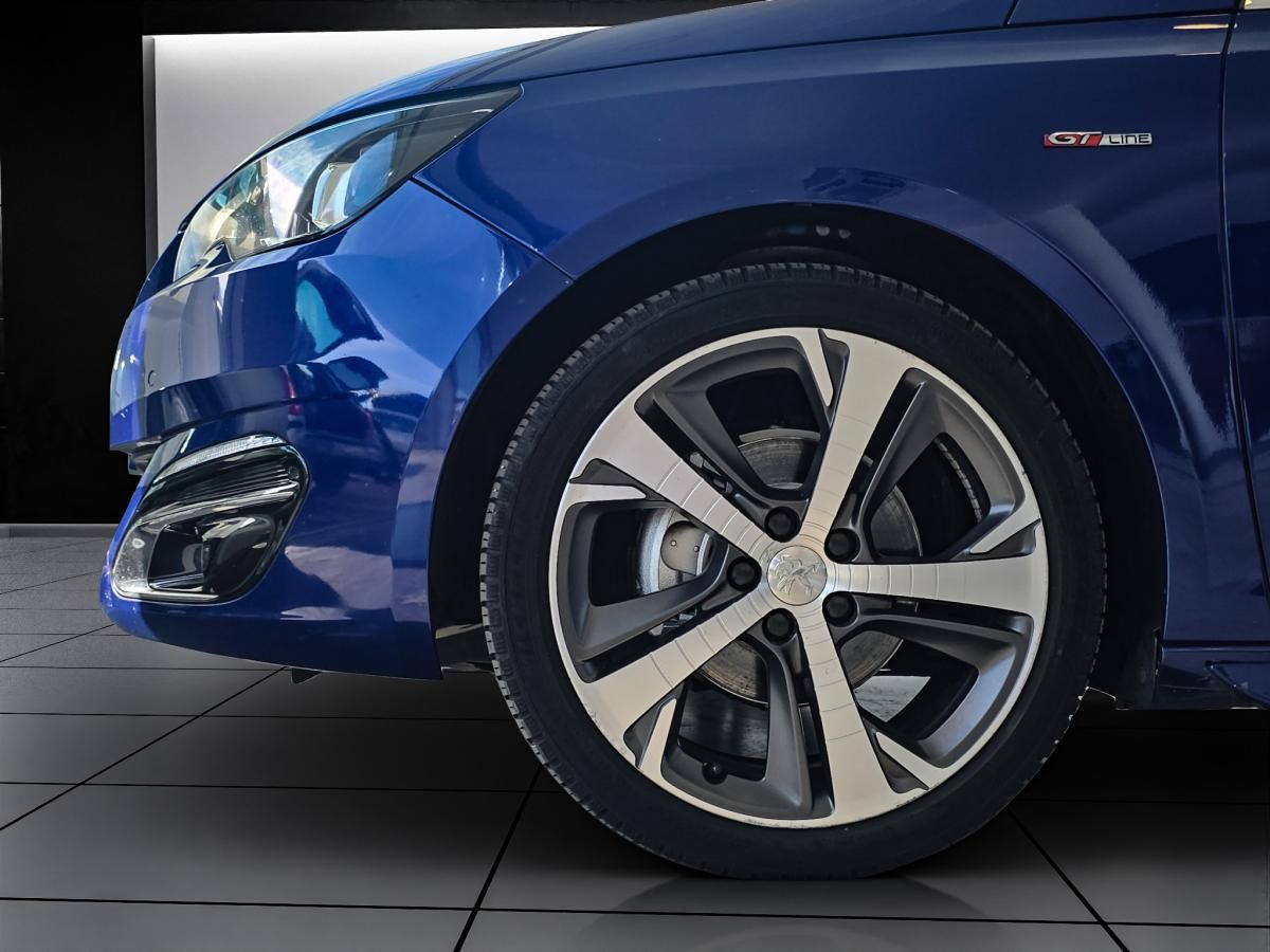 peugeot-308-2015-gasolina-1199cc