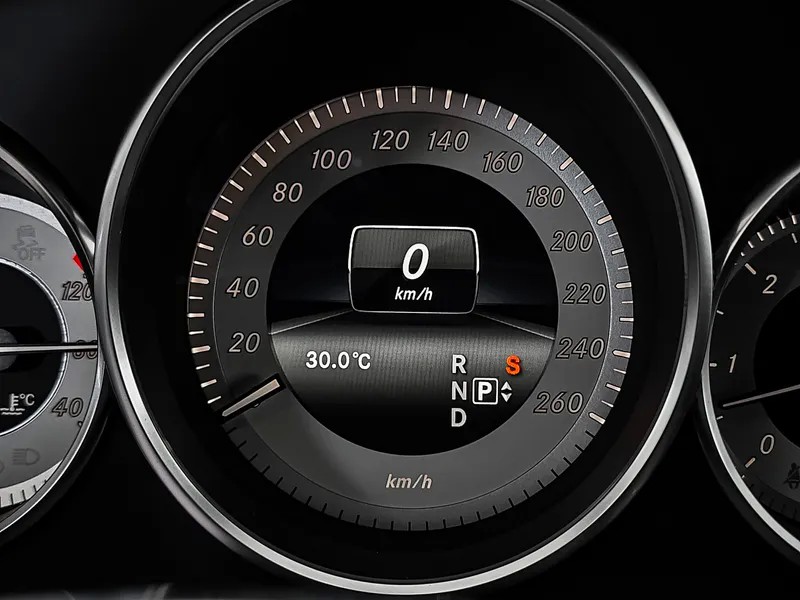 mercedes-benz-cls-2013-diesel-2987cc