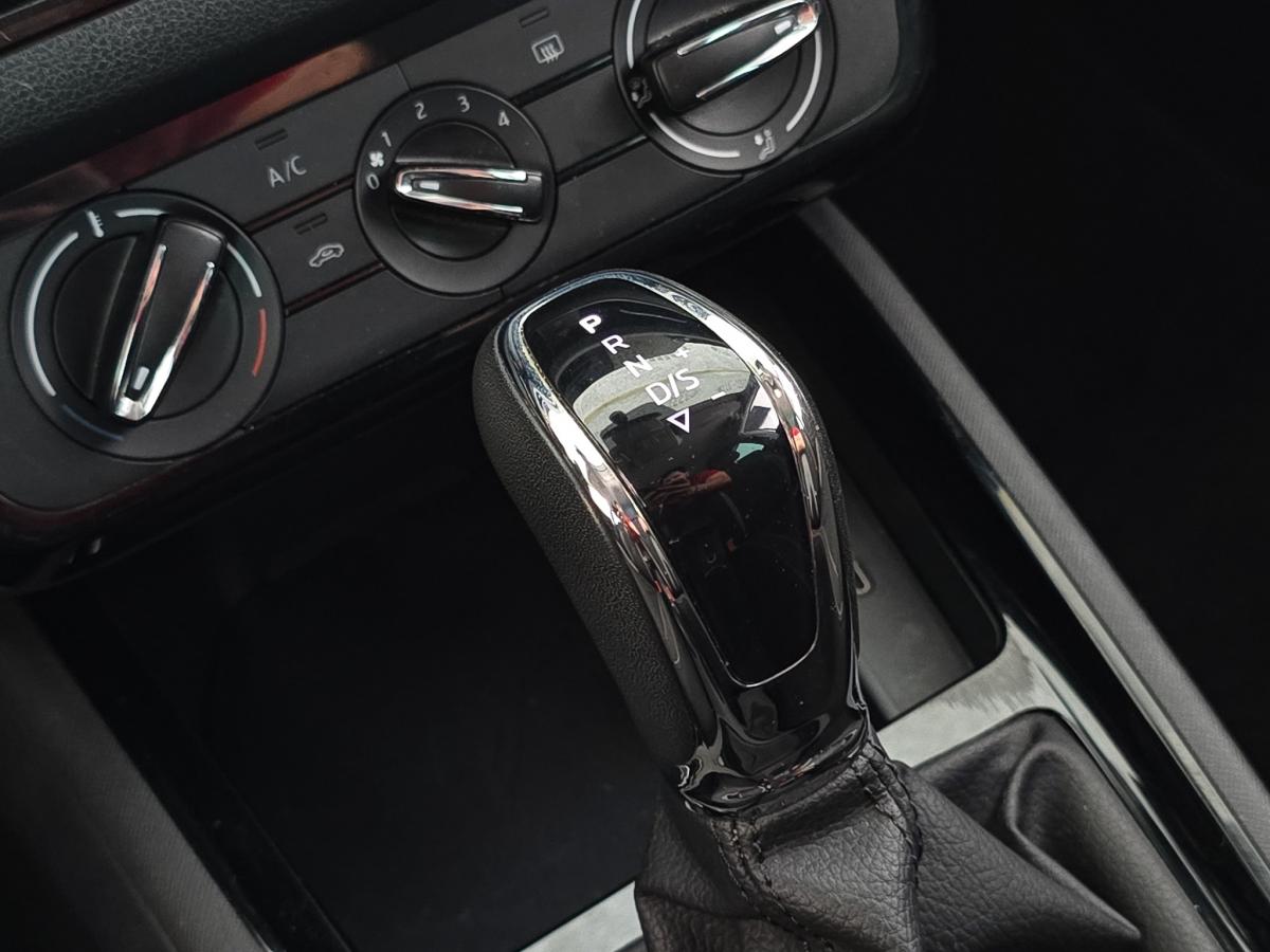 skoda-scala-2024-gasolina-999cc