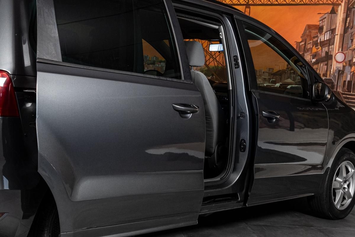 seat-alhambra-2012-diesel-1968cc