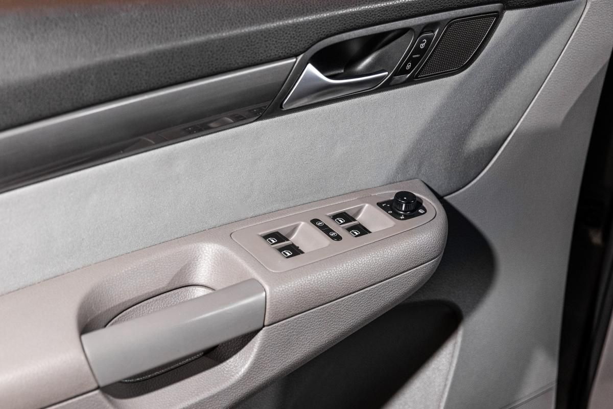 seat-alhambra-2012-diesel-1968cc