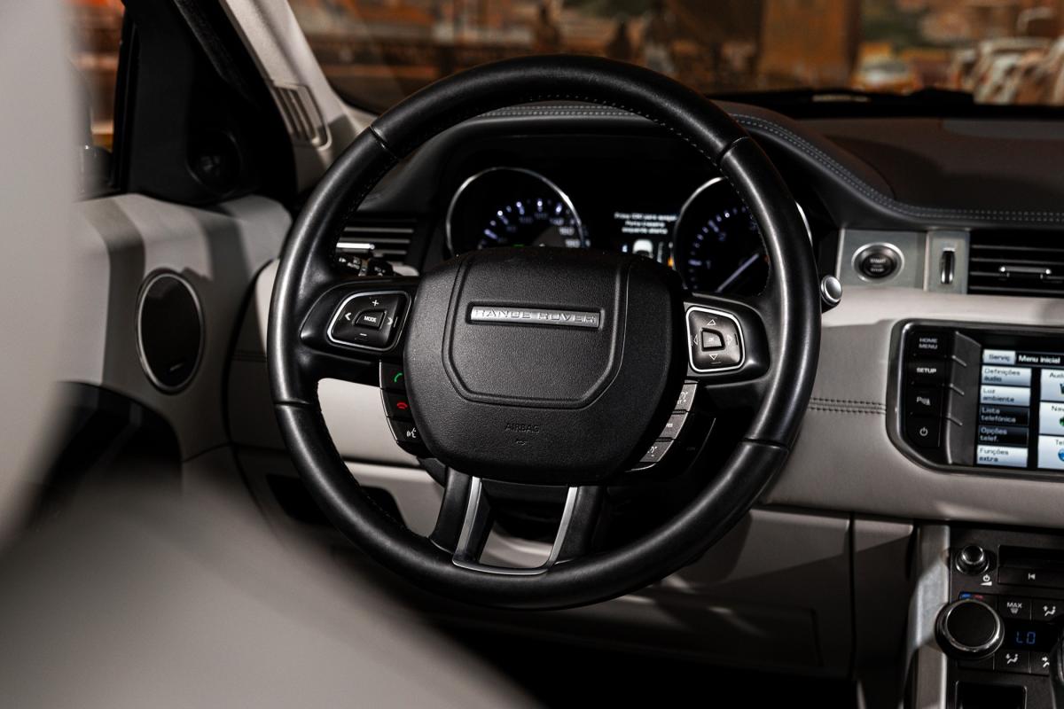 land-rover-range-rover-evoque-2015-diesel-2179cc