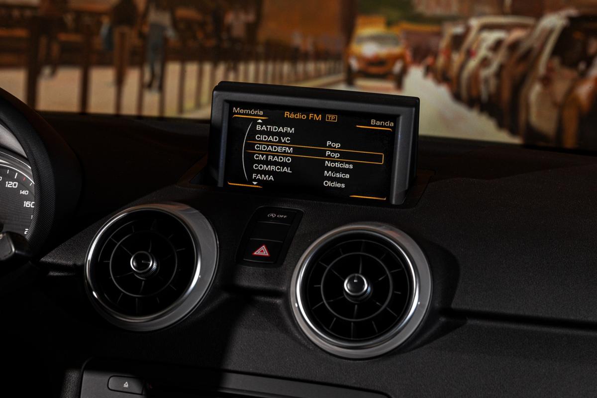 audi-a1-2011-gasolina-1197cc