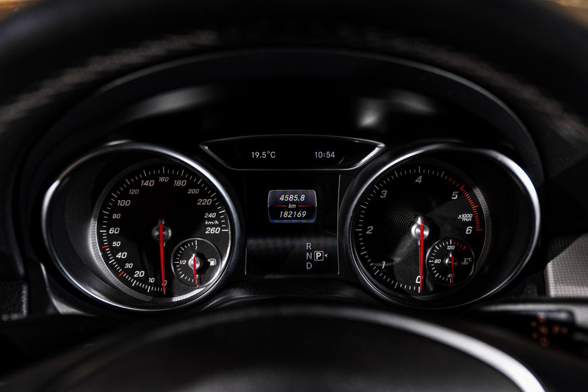 mercedes-benz-cla-2019-diesel-2143cc
