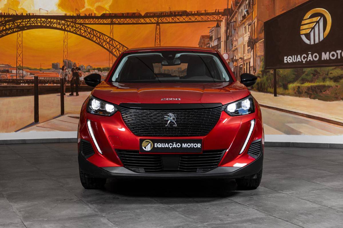 peugeot-2008-2022-diesel-1499cc