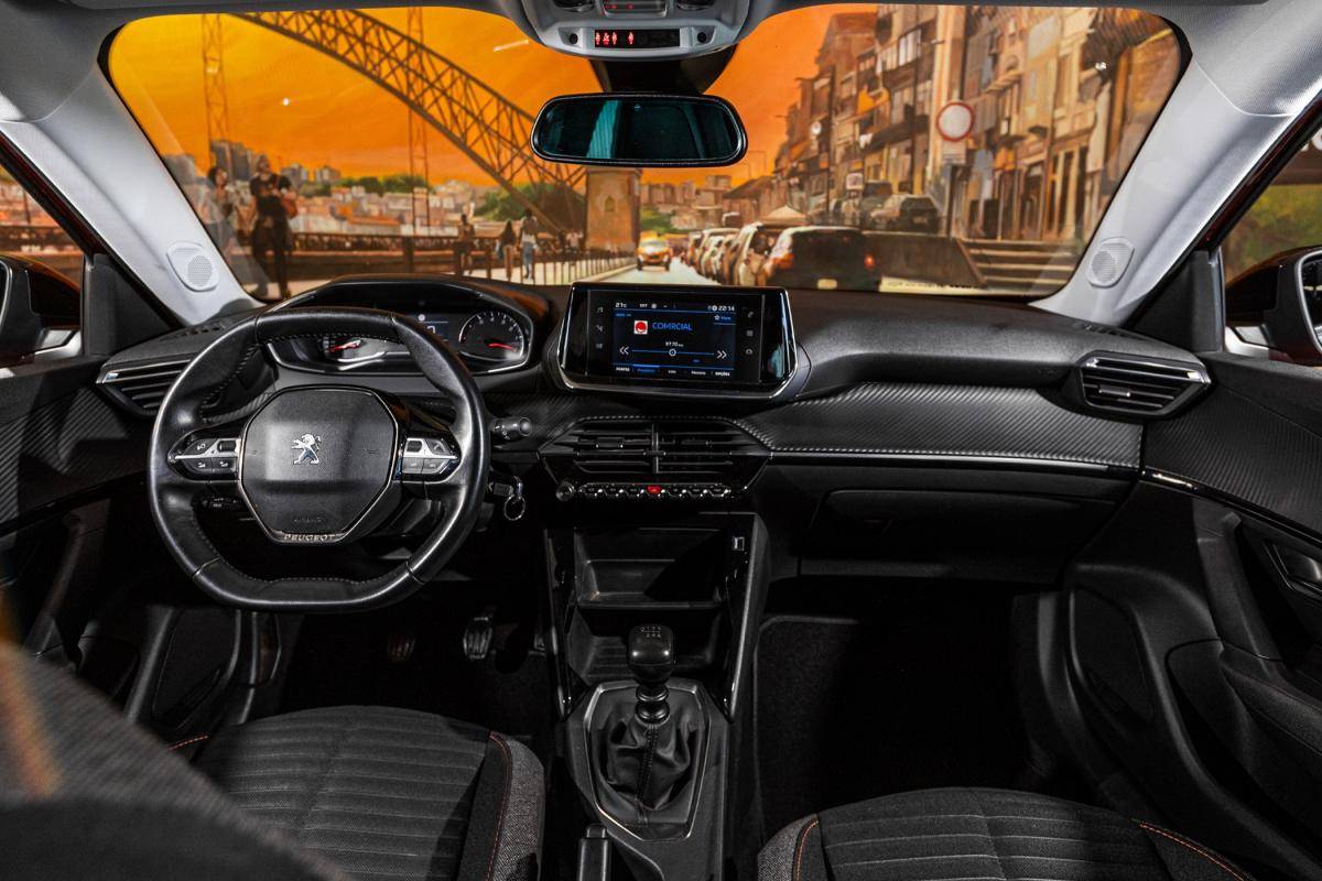 peugeot-2008-2022-diesel-1499cc