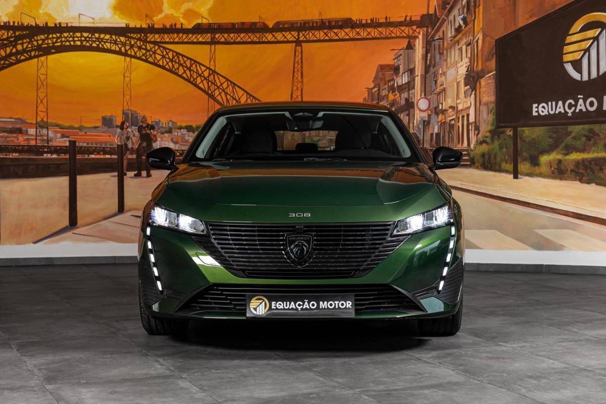 peugeot-308-2022-hibrido-a-gasolina-1598cc