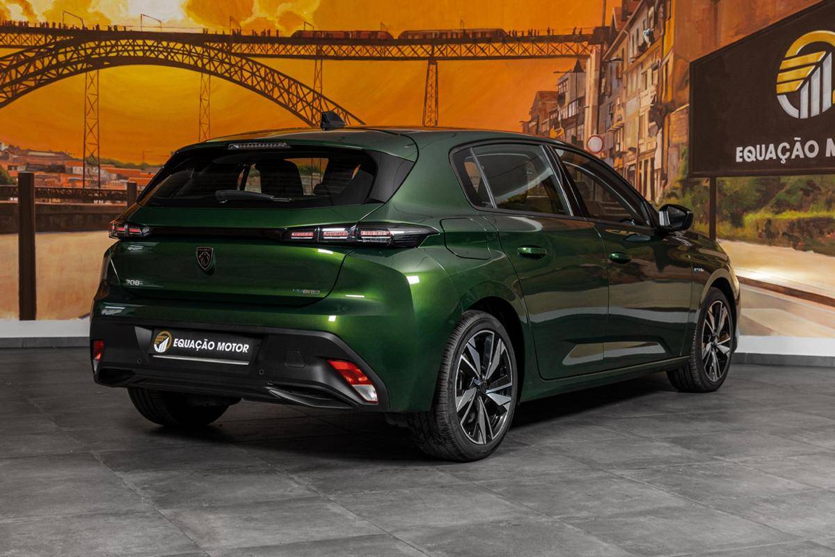 peugeot-308-2022-hibrido-a-gasolina-1598cc