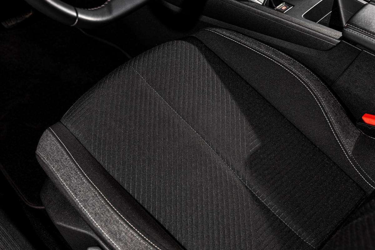 peugeot-308-2022-hibrido-a-gasolina-1598cc