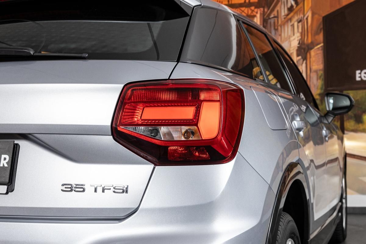 audi-q2-2023-gasolina-1498cc