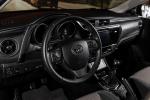 toyota-auris-touring-sports-2017-diesel-1598cc