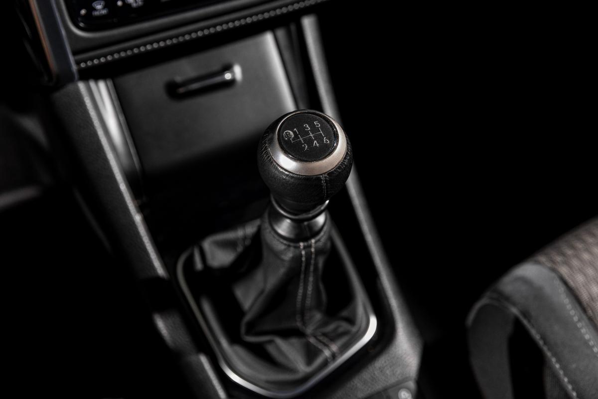 toyota-auris-touring-sports-2017-diesel-1598cc