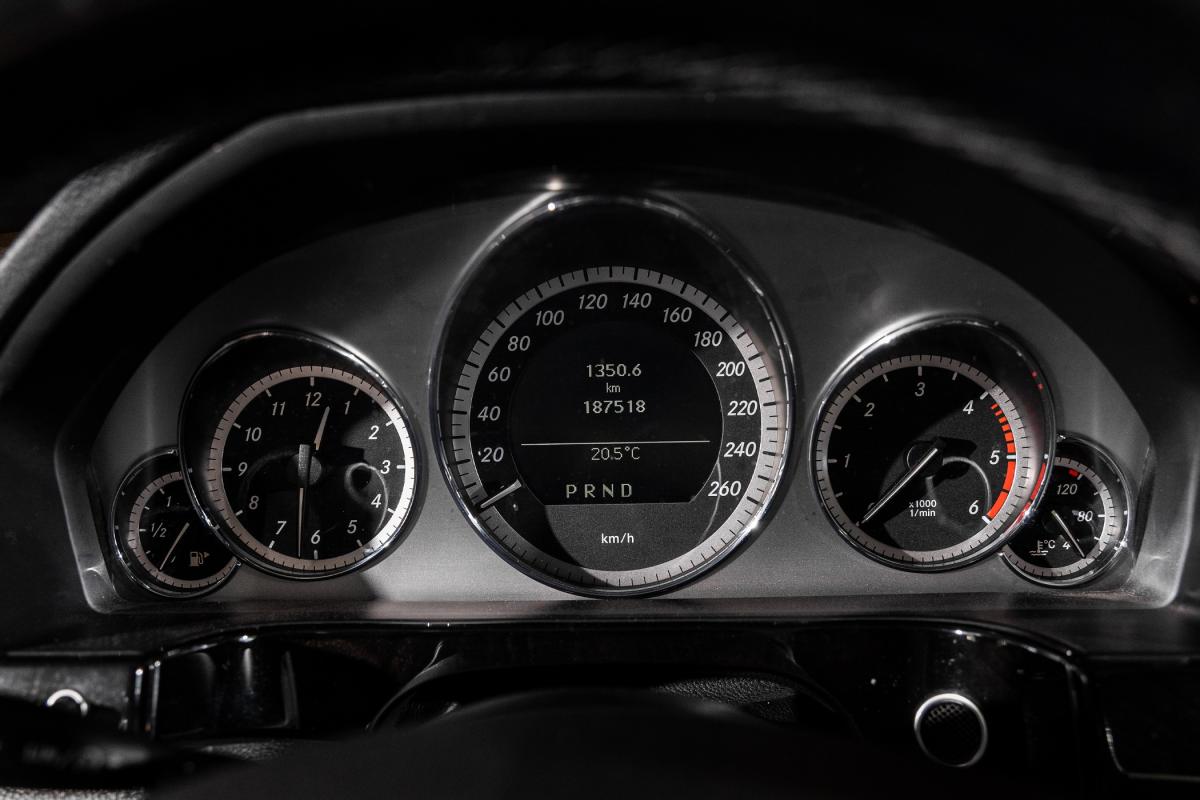 mercedes-benz-classe-e-2010-diesel-2143cc