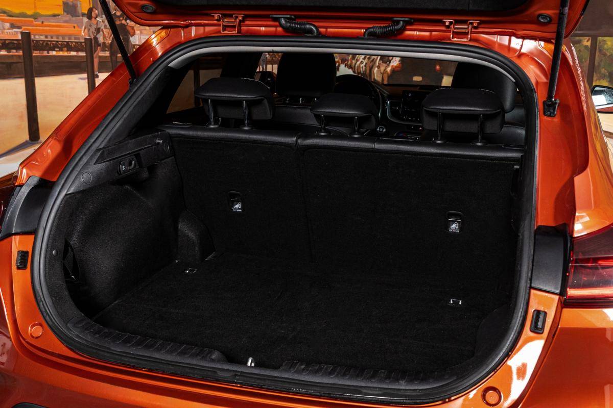 kia-xceed-2021-hibrido-a-gasolina-1580cc