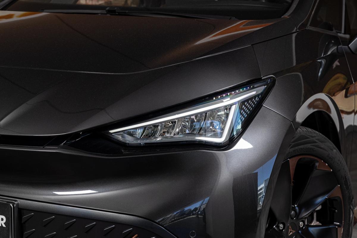 cupra-born-2024-eletrico-500cc