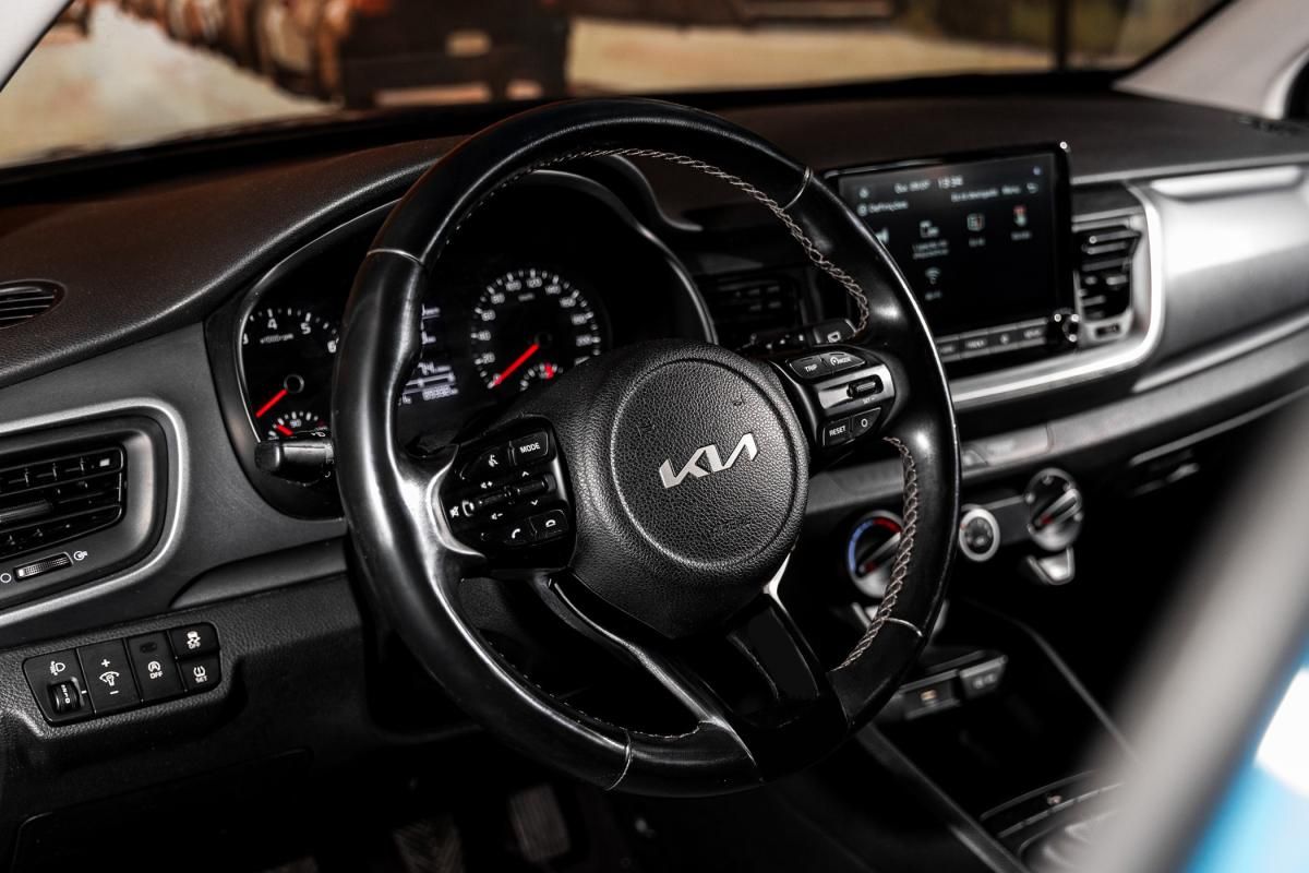 kia-stonic-2022-gasolina-1197cc
