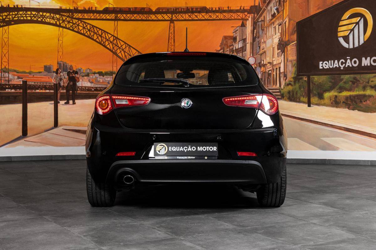alfa-romeo-giulietta-2016-diesel-1598cc