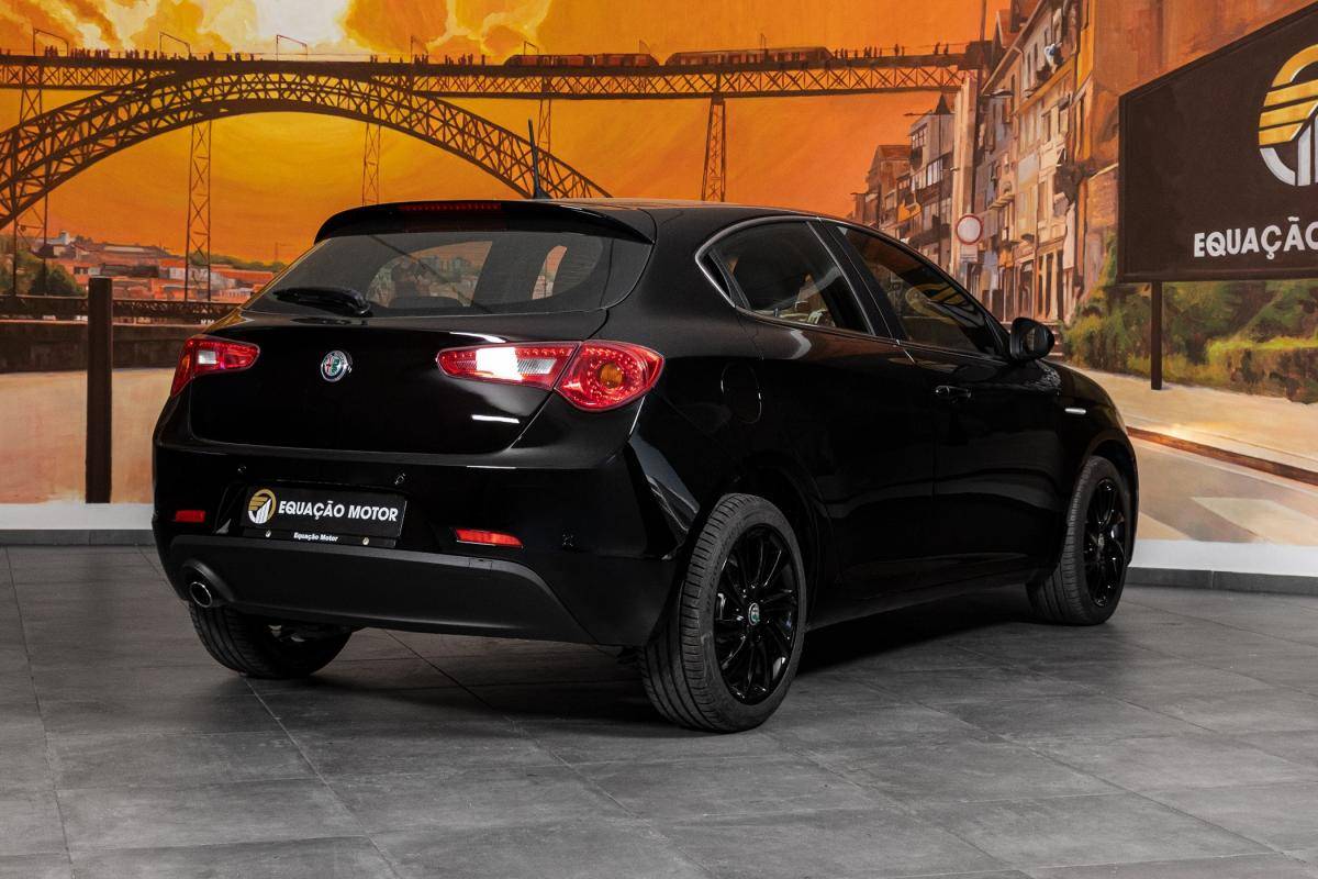 alfa-romeo-giulietta-2016-diesel-1598cc