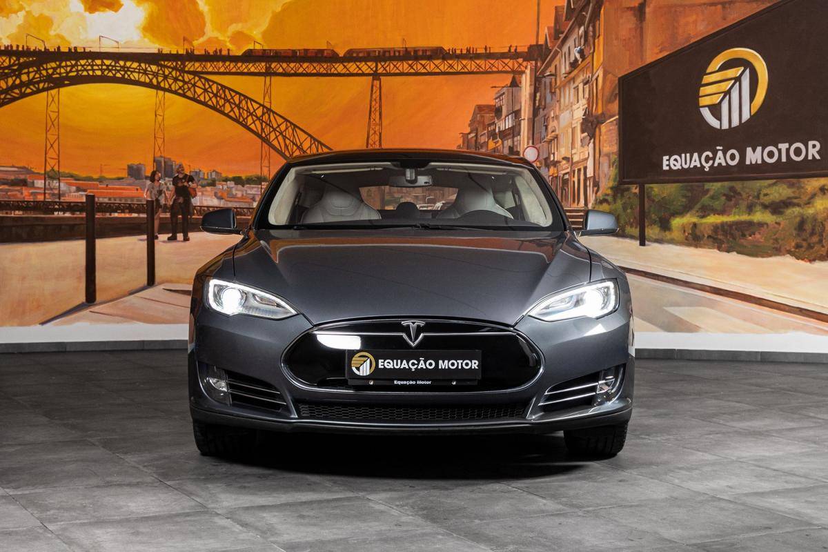 tesla-model-s-2013-eletrico-500cc