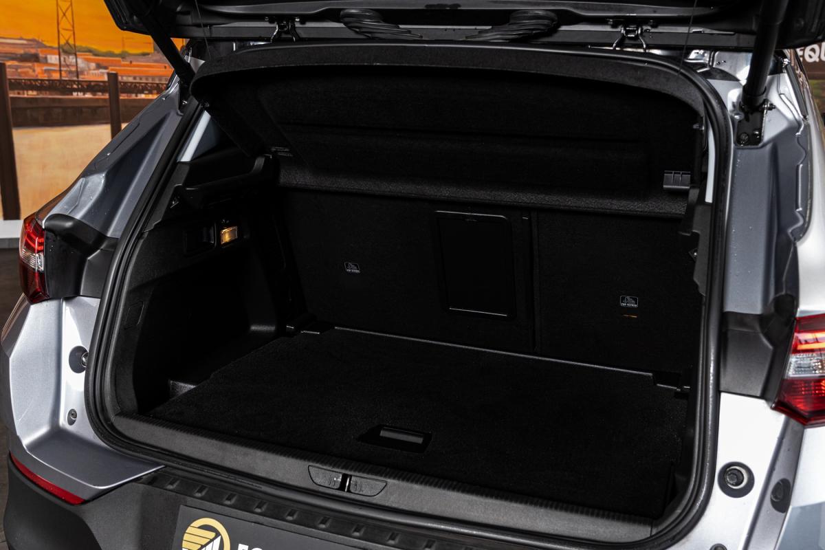 opel-grandland-x-2017-diesel-1560cc