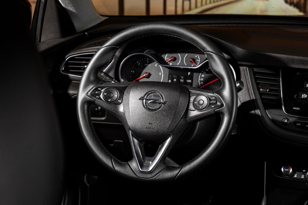 opel-grandland-x-2017-diesel-1560cc