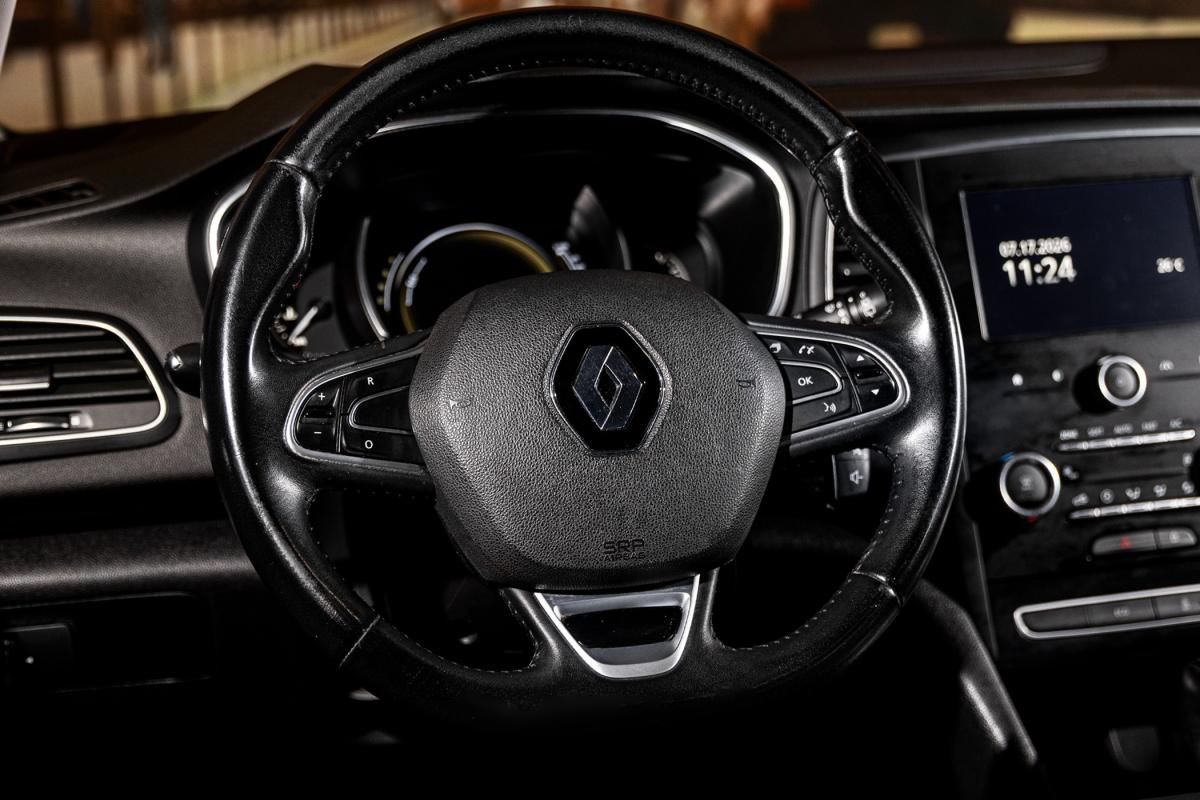 renault-megane-sport-tourer-2017-diesel-1461cc