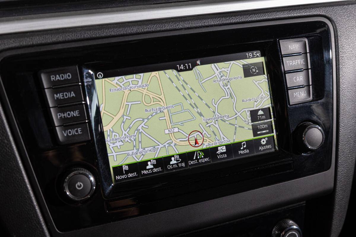 skoda-rapid-spaceback-2016-diesel-1422cc
