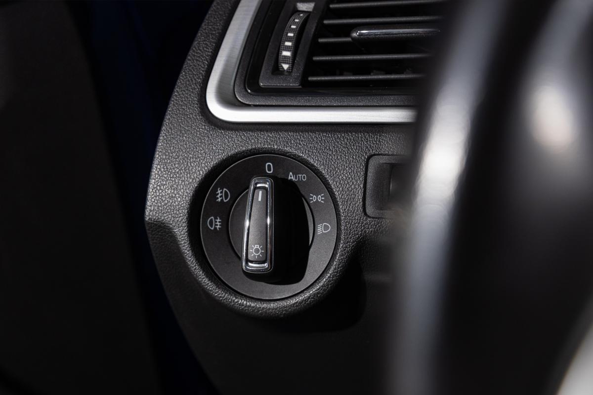 skoda-rapid-spaceback-2016-diesel-1422cc