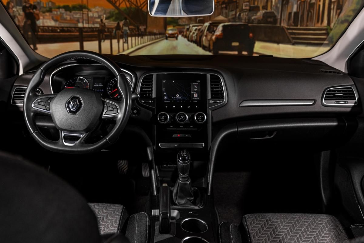 renault-megane-sport-tourer-2022-diesel-1461cc