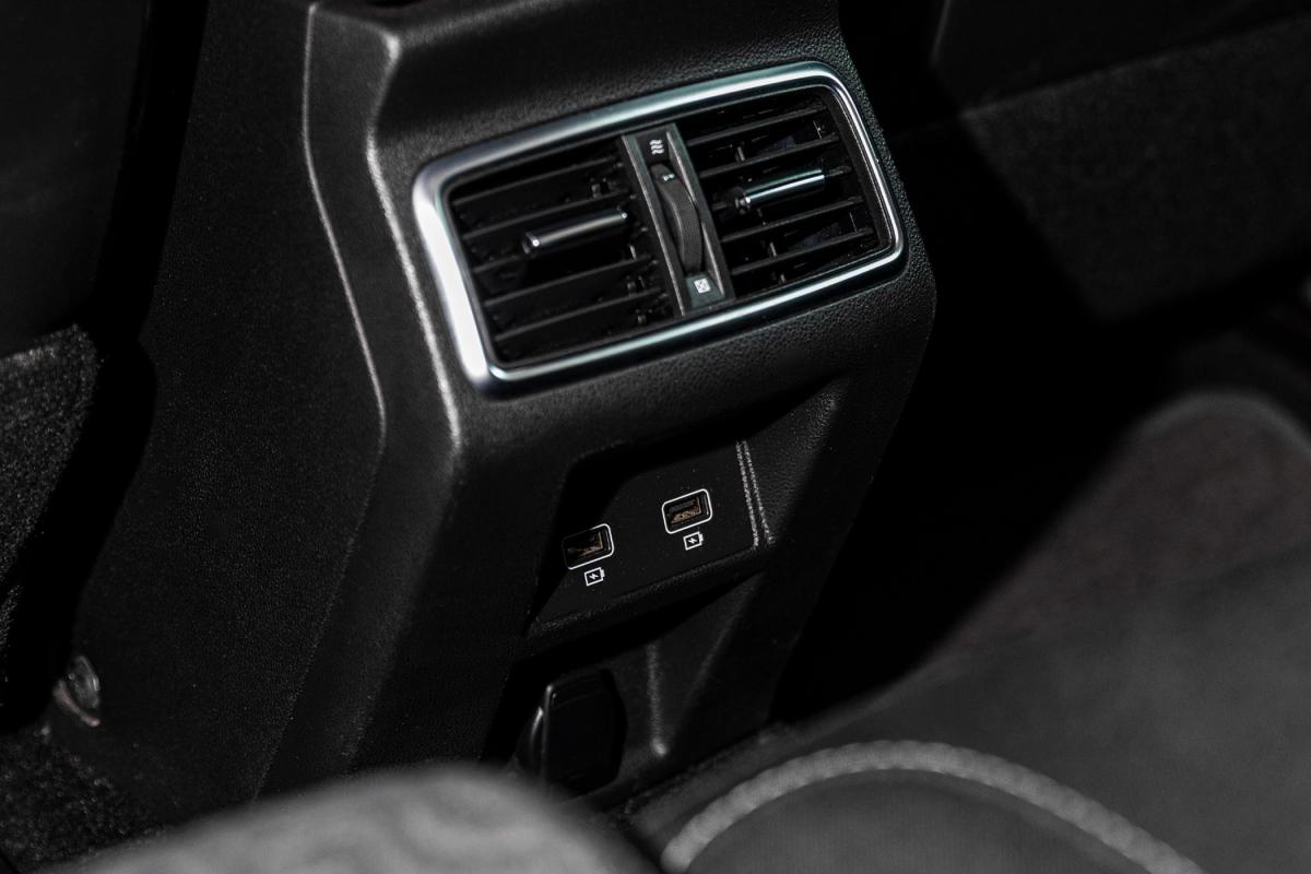renault-megane-sport-tourer-2022-diesel-1461cc