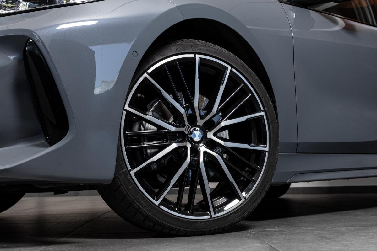 bmw-serie-1-2024-gasolina-1499cc