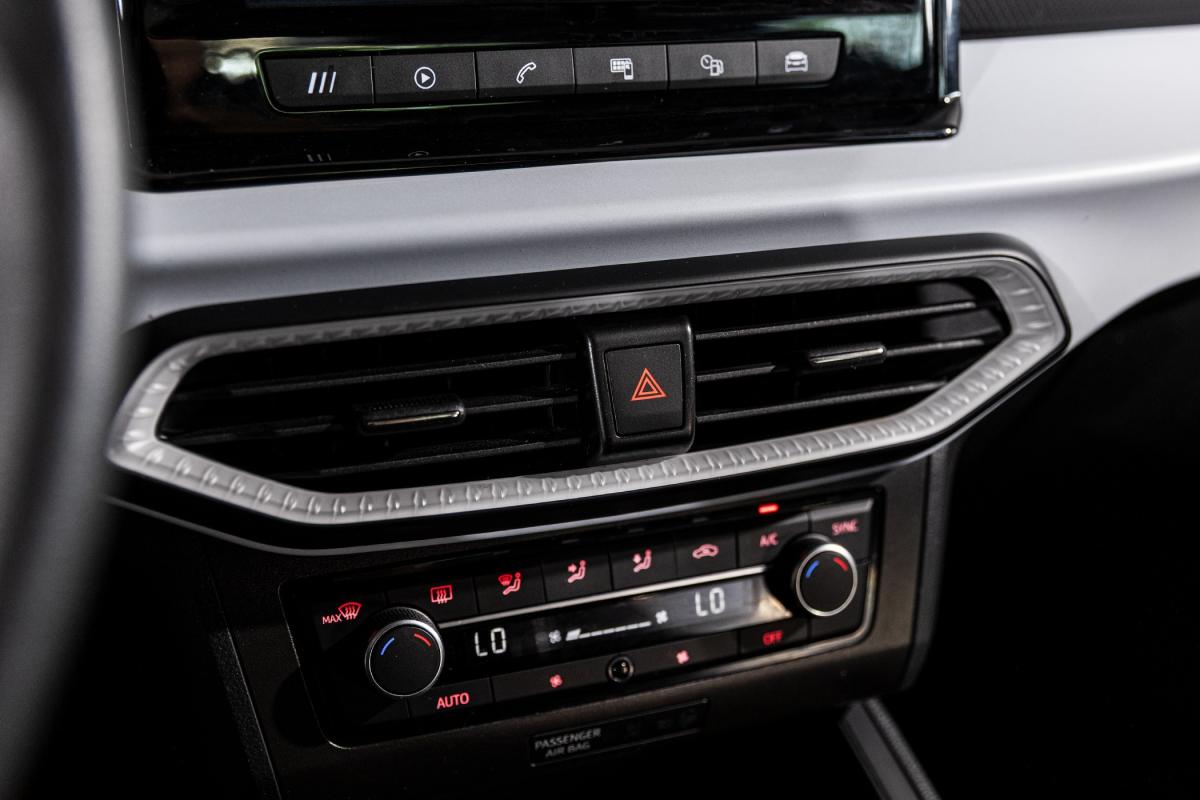 seat-ibiza-2023-gasolina-999cc
