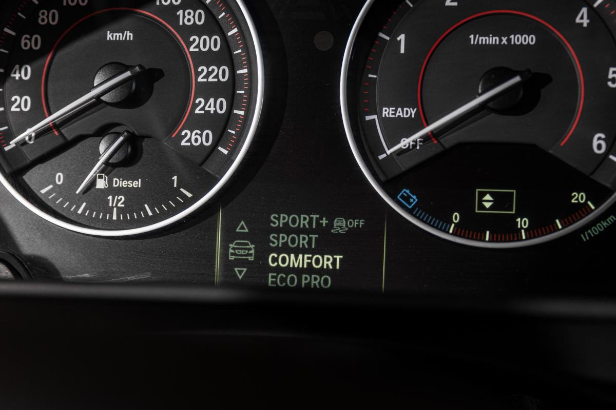 bmw-serie-1-116d-2014-diesel-1598cc