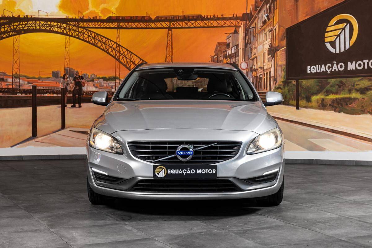 volvo-v60-2014-diesel-1969cc