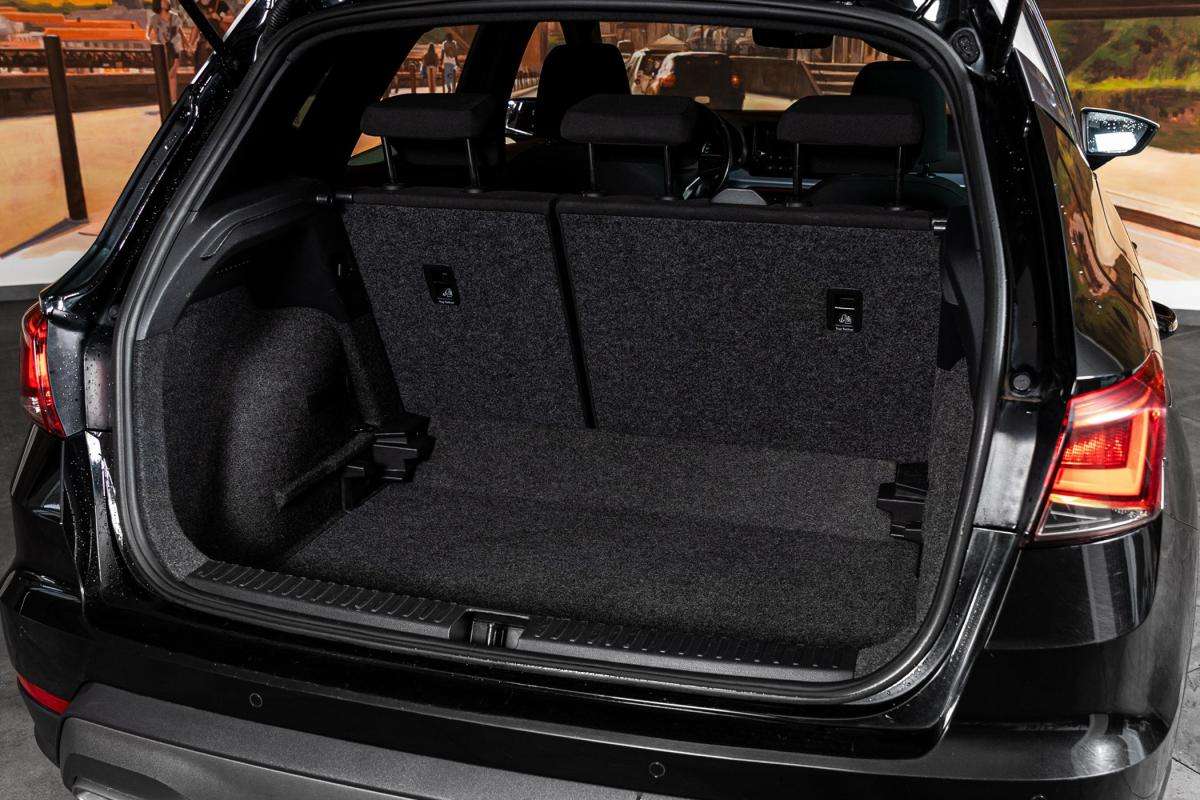 seat-arona-2023-gasolina-999cc