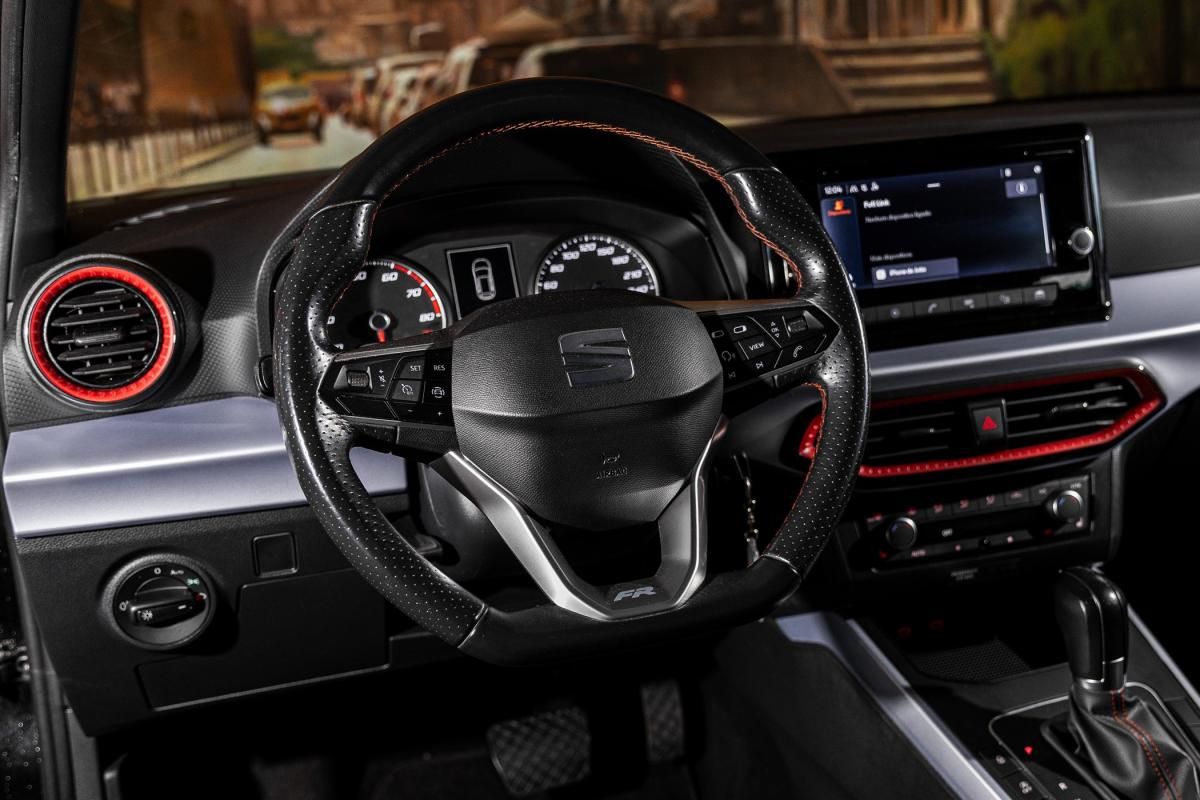 seat-arona-2023-gasolina-999cc