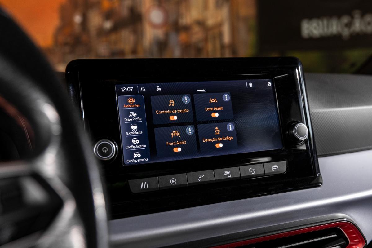 seat-arona-2023-gasolina-999cc