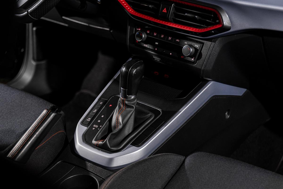 seat-arona-2023-gasolina-999cc