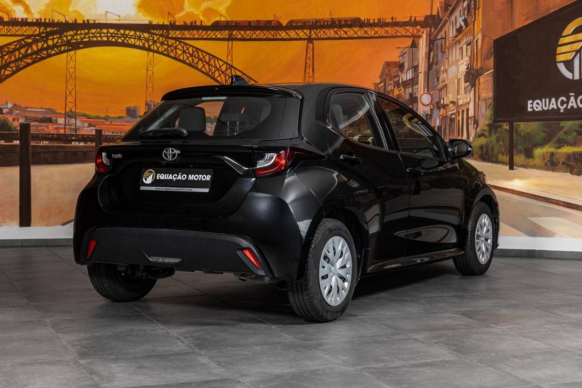 toyota-yaris-2021-gasolina-998cc