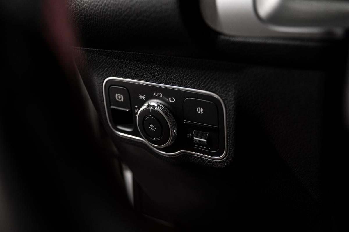 mercedes-benz-eqb-2022-eletrico-500cc