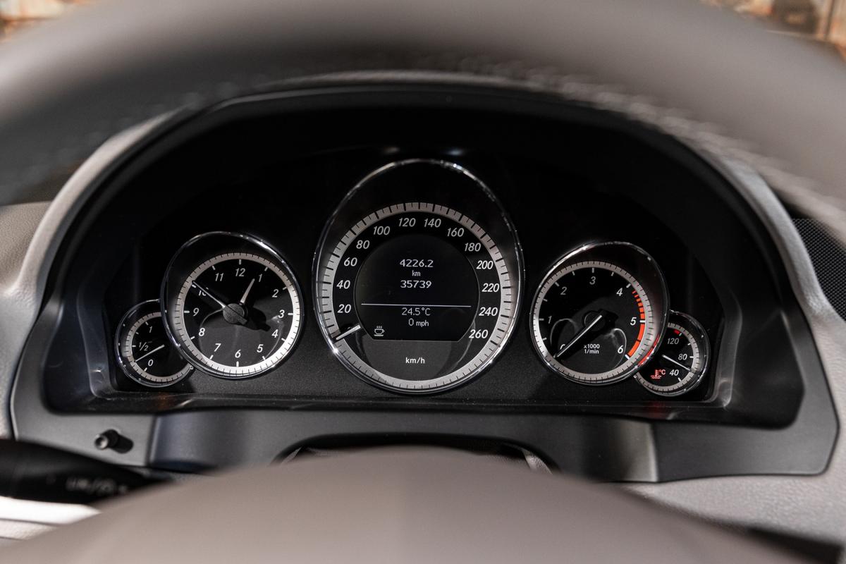mercedes-benz-classe-e-2010-diesel-2143cc