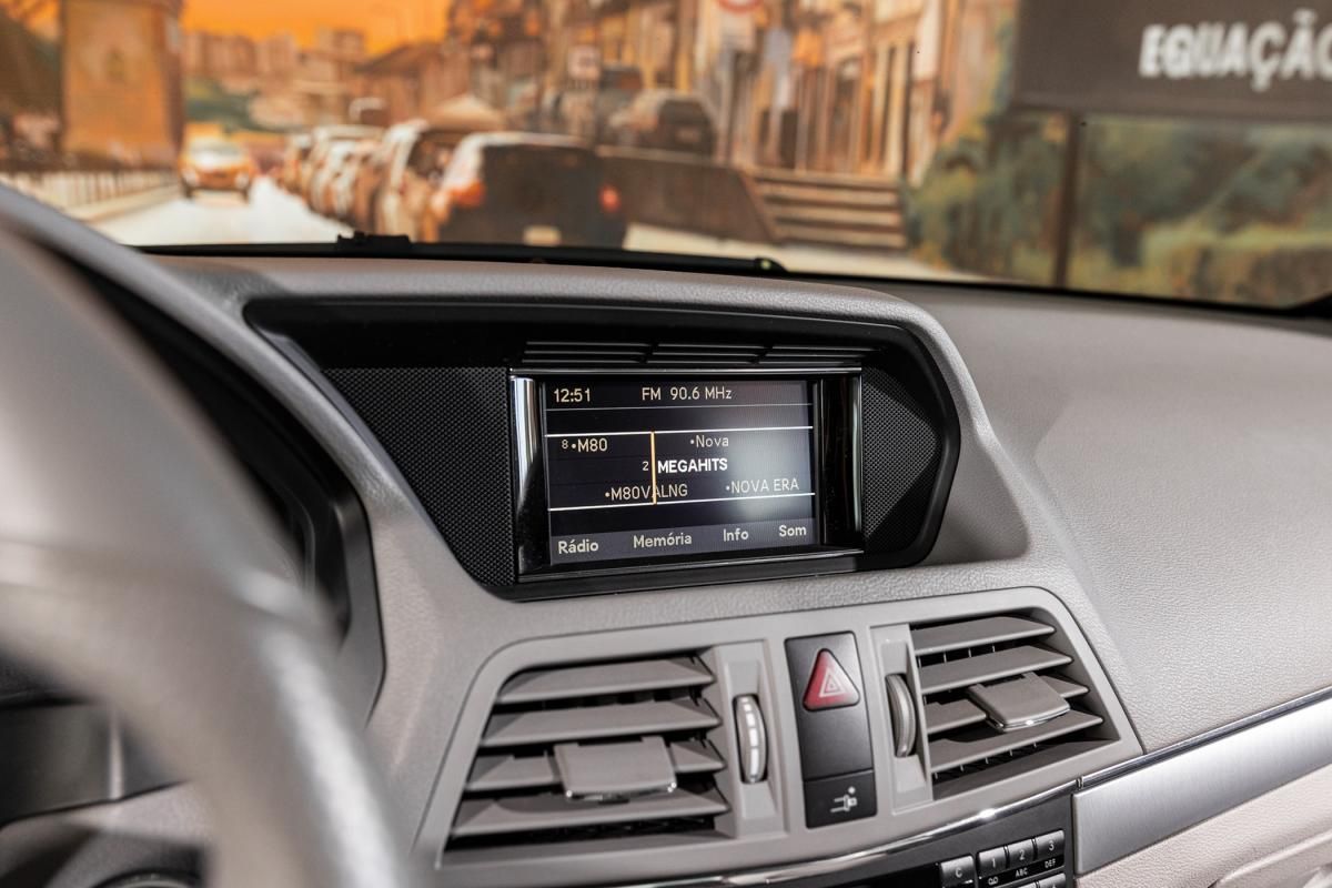 mercedes-benz-classe-e-2010-diesel-2143cc