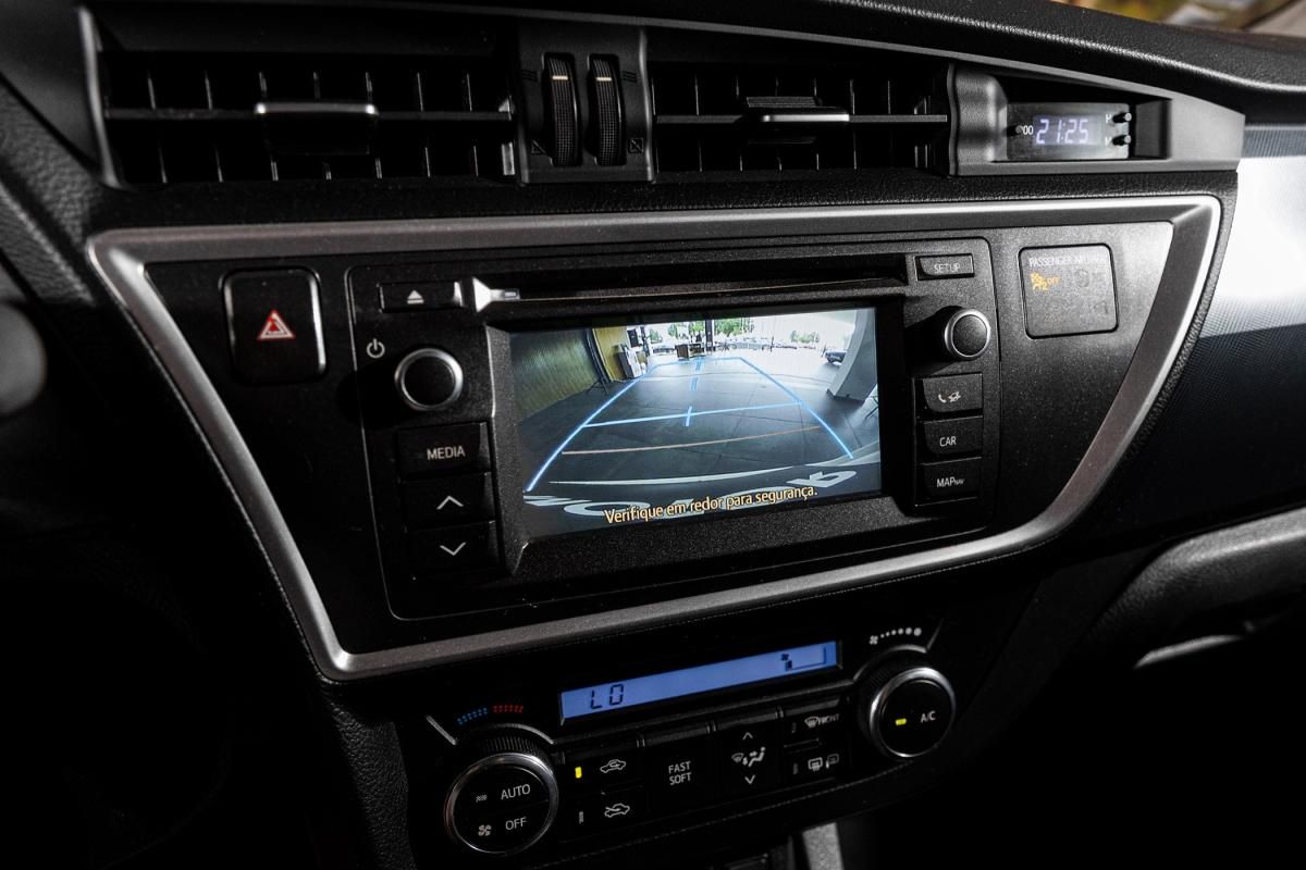 toyota-auris-touring-sports-2015-diesel-1364cc