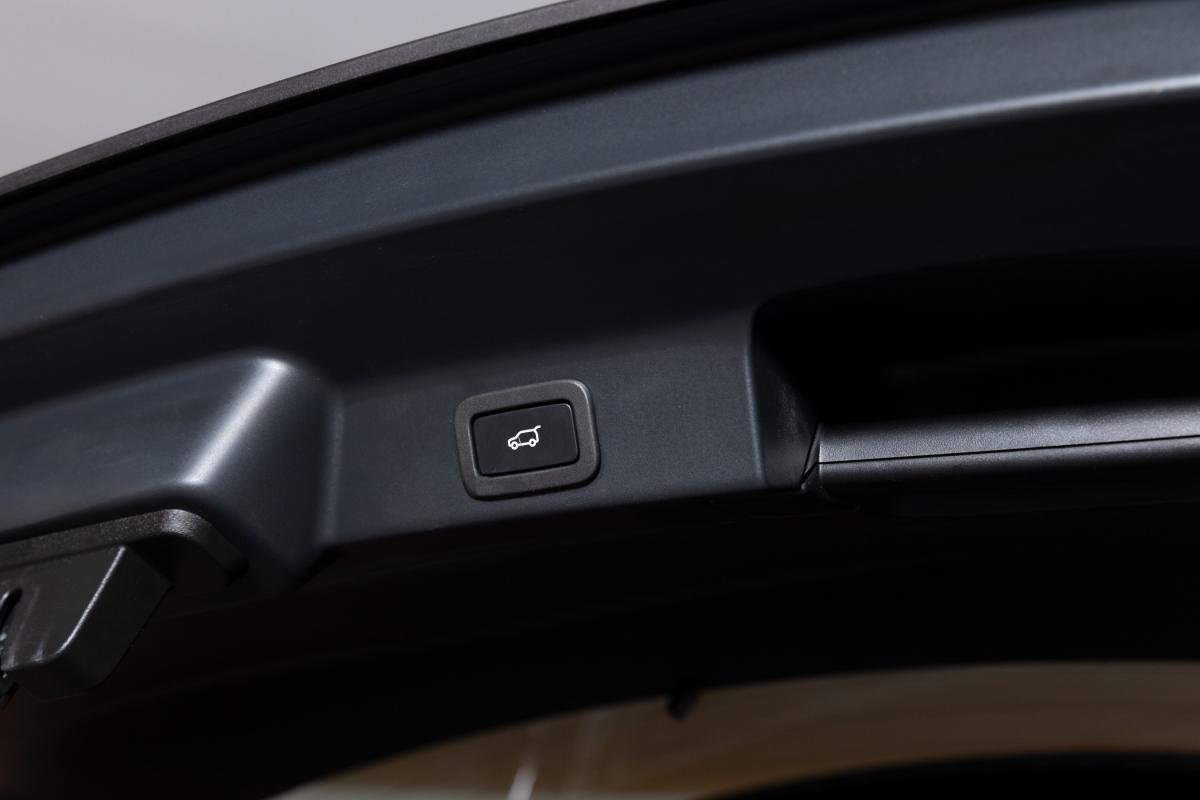 jaguar-f-pace-2022-diesel-1998cc