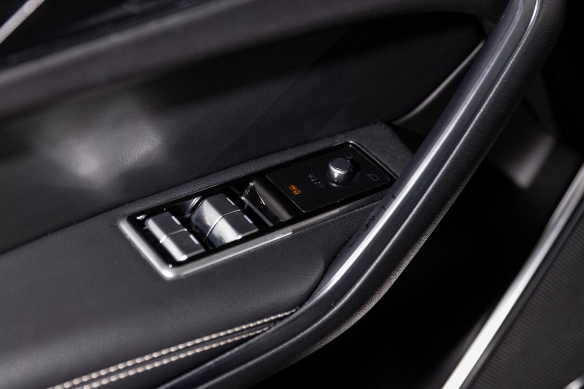 jaguar-f-pace-2022-diesel-1998cc