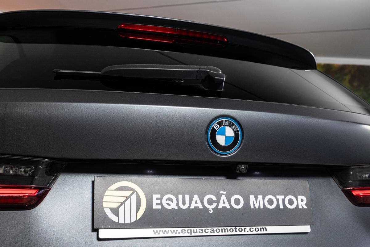 bmw-serie-3-2022-hibrido-a-gasolina-1998cc
