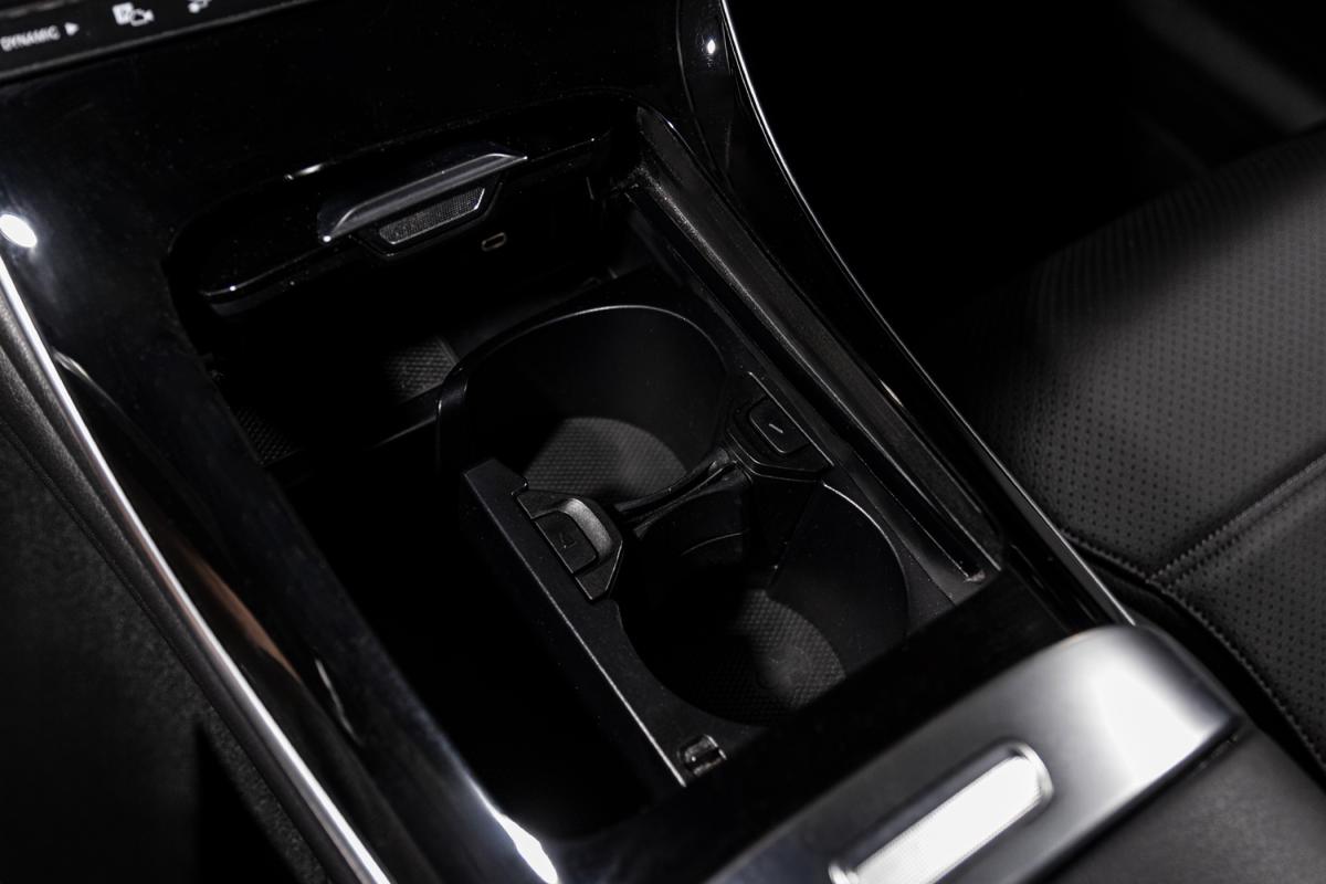 mercedes-benz-classe-c-2022-hibrido-a-gasolina-1999cc