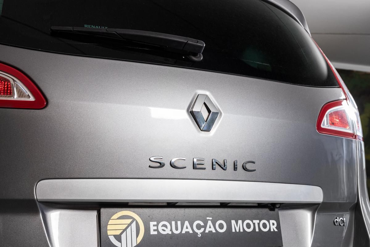 renault-scenic-2011-diesel-1598cc