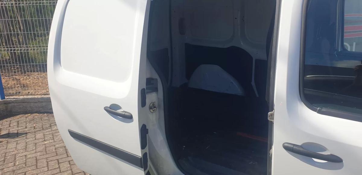 renault-kangoo-2019-diesel-1500cc